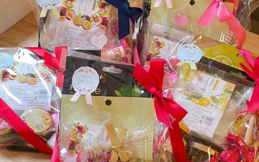 【gift set – ̗̀ ̖́-】